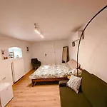 Winnica Novi - Gospodarstwo wiejskie *