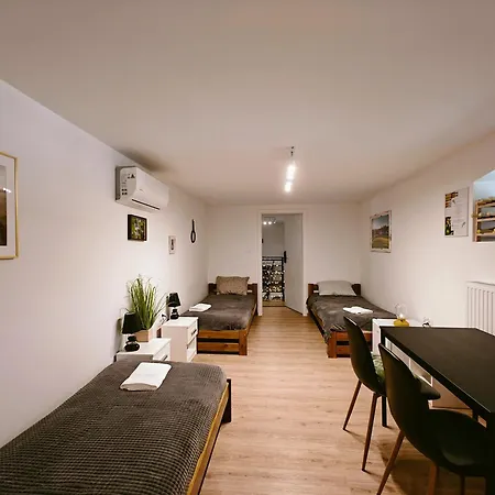 Winnica Novi - Country house Cianowice Duze